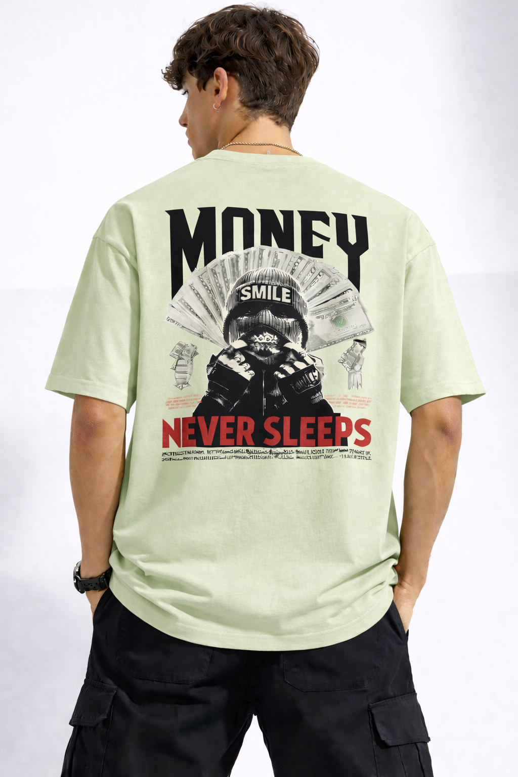 STREEX Oversized Graphic T-Shirt – “Money Never Sleeps” Edition